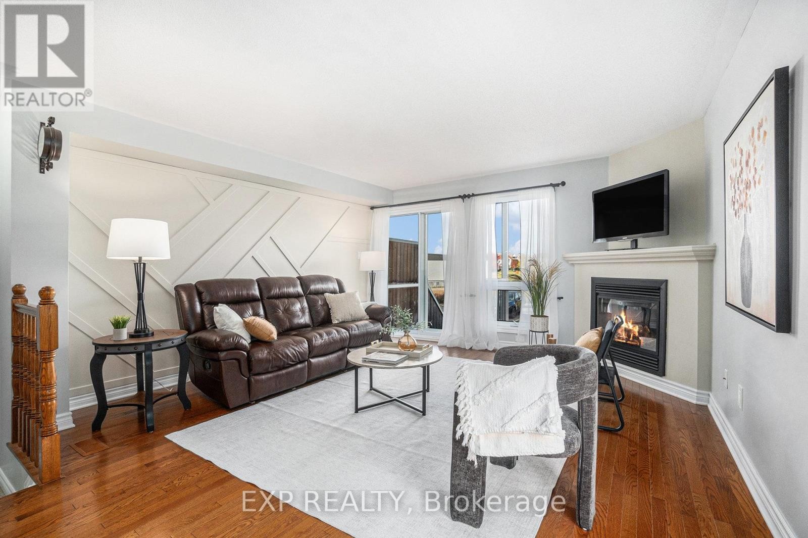 












446 HARVEST VALLEY AVENUE

,
Ottawa,




Ontario
K4A0V6

