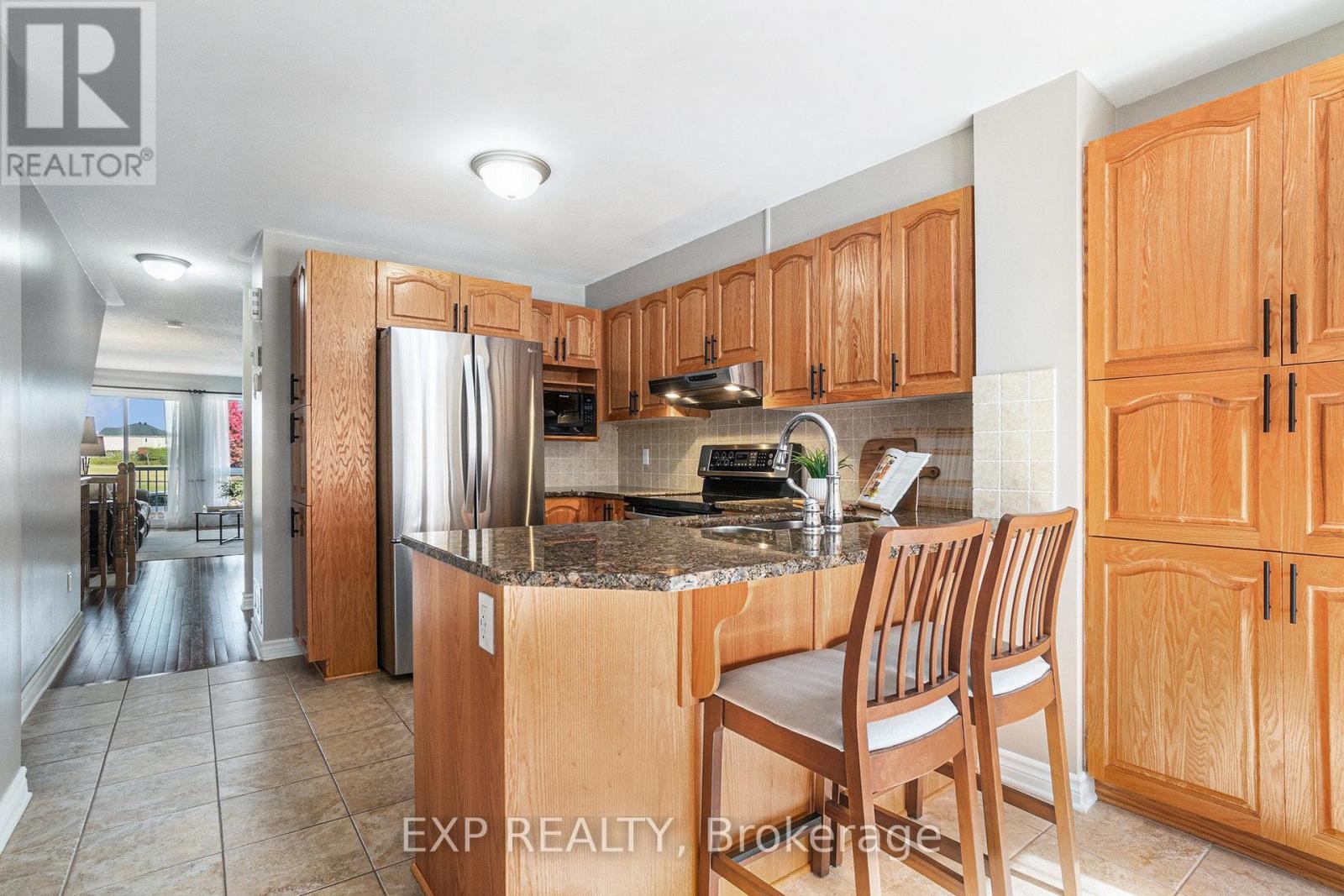 












446 HARVEST VALLEY AVENUE

,
Ottawa,




Ontario
K4A0V6

