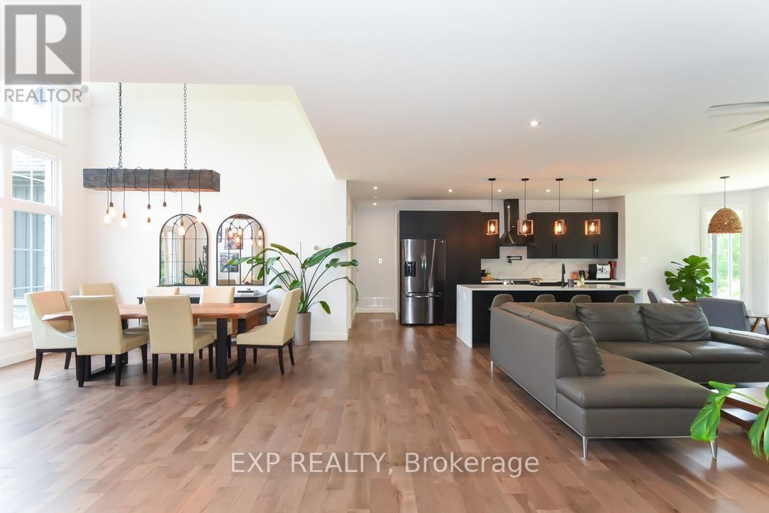 












1579 ROLLIN ROAD

,
Clarence-Rockland,




Ontario
K0A3N0

