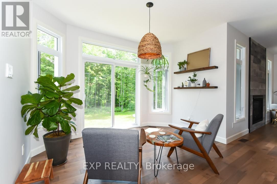 












1579 ROLLIN ROAD

,
Clarence-Rockland,




Ontario
K0A3N0

