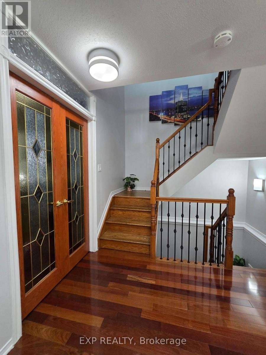












700 CARMELLA CRESCENT

,
Ottawa,




Ontario
K4A4V8

