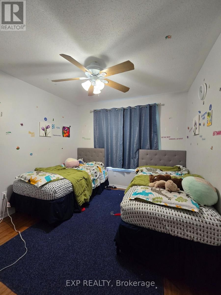 












700 CARMELLA CRESCENT

,
Ottawa,




Ontario
K4A4V8

