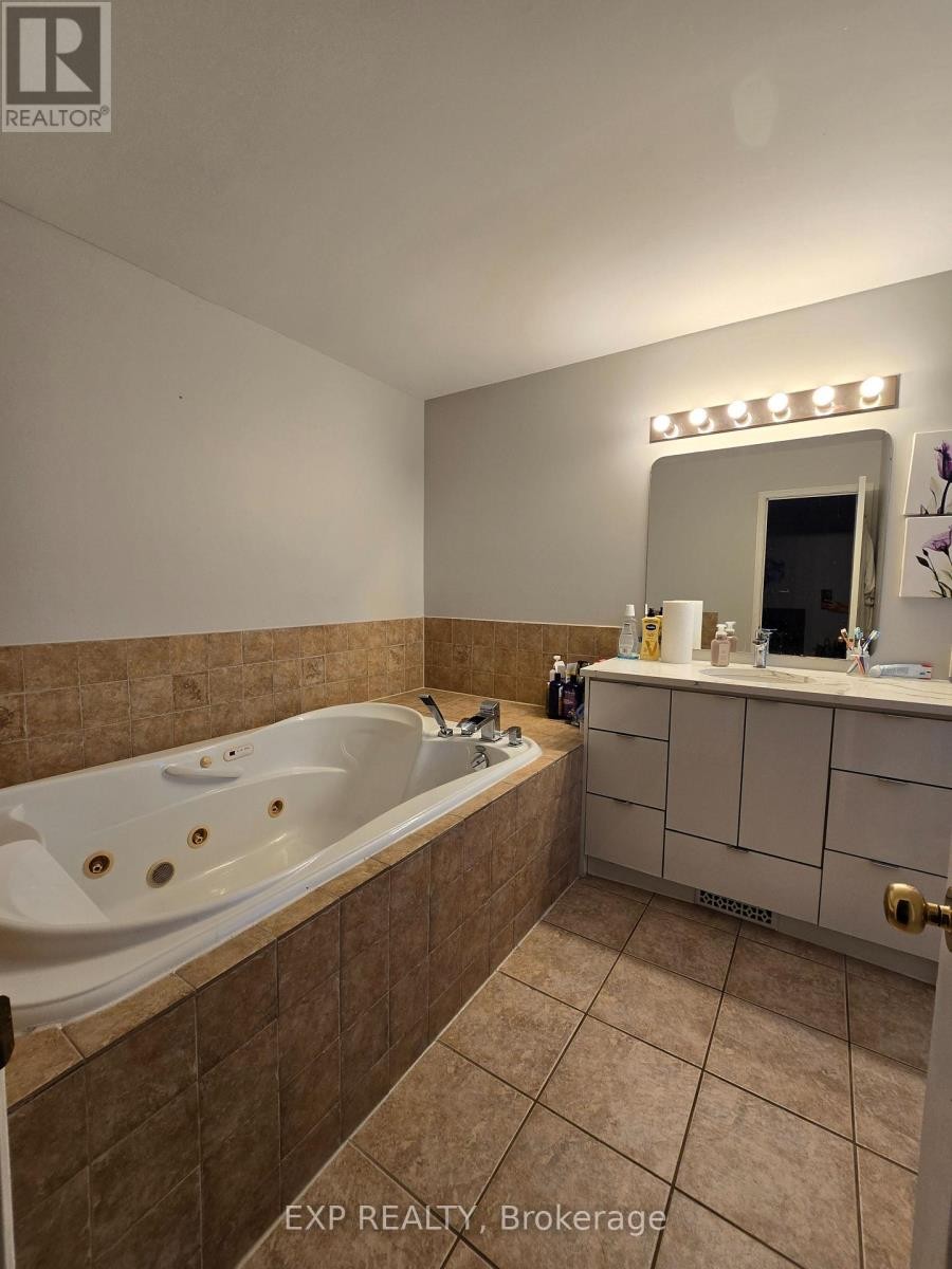 












700 CARMELLA CRESCENT

,
Ottawa,




Ontario
K4A4V8

