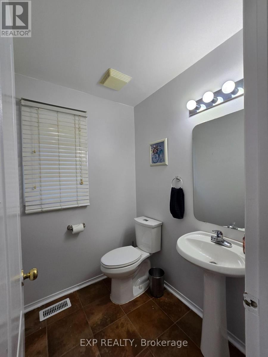 












700 CARMELLA CRESCENT

,
Ottawa,




Ontario
K4A4V8

