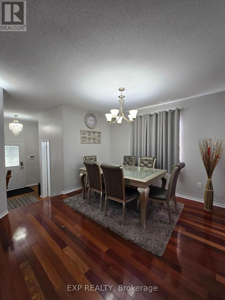 












700 CARMELLA CRESCENT

,
Ottawa,




Ontario
K4A4V8

