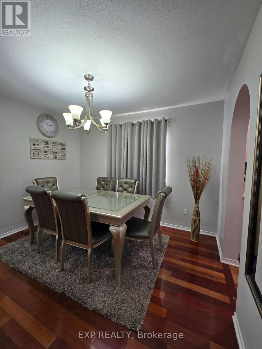 












700 CARMELLA CRESCENT

,
Ottawa,




Ontario
K4A4V8

