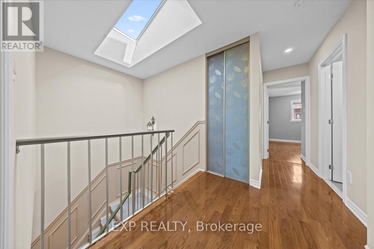 












1871 MARKWELL CRESCENT

,
Ottawa,




Ontario
K1C5H7

