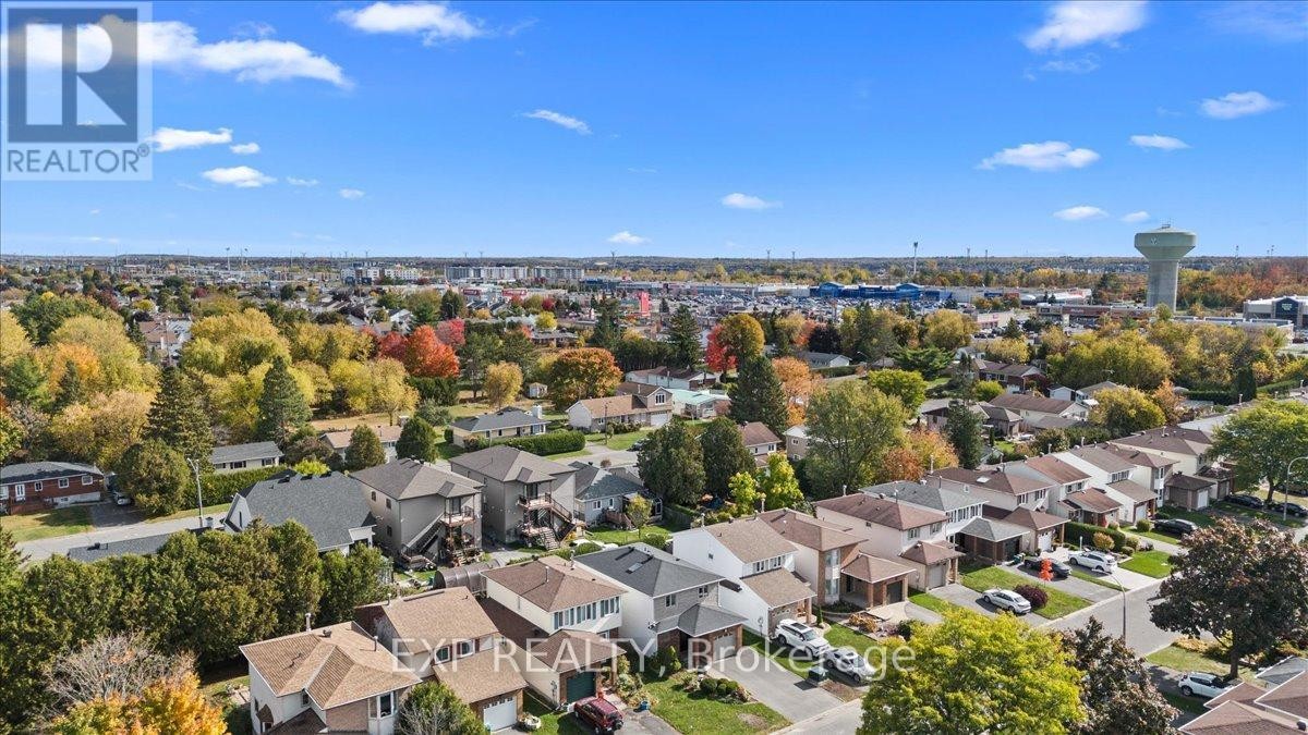 












1871 MARKWELL CRESCENT

,
Ottawa,




Ontario
K1C5H7

