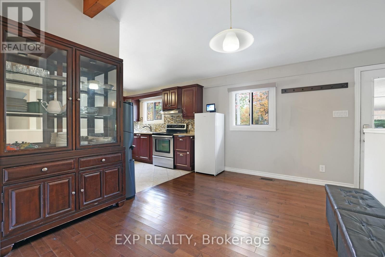 












136 RESTHAVEN AVENUE

,
Ottawa,




Ontario
K0A3M0

