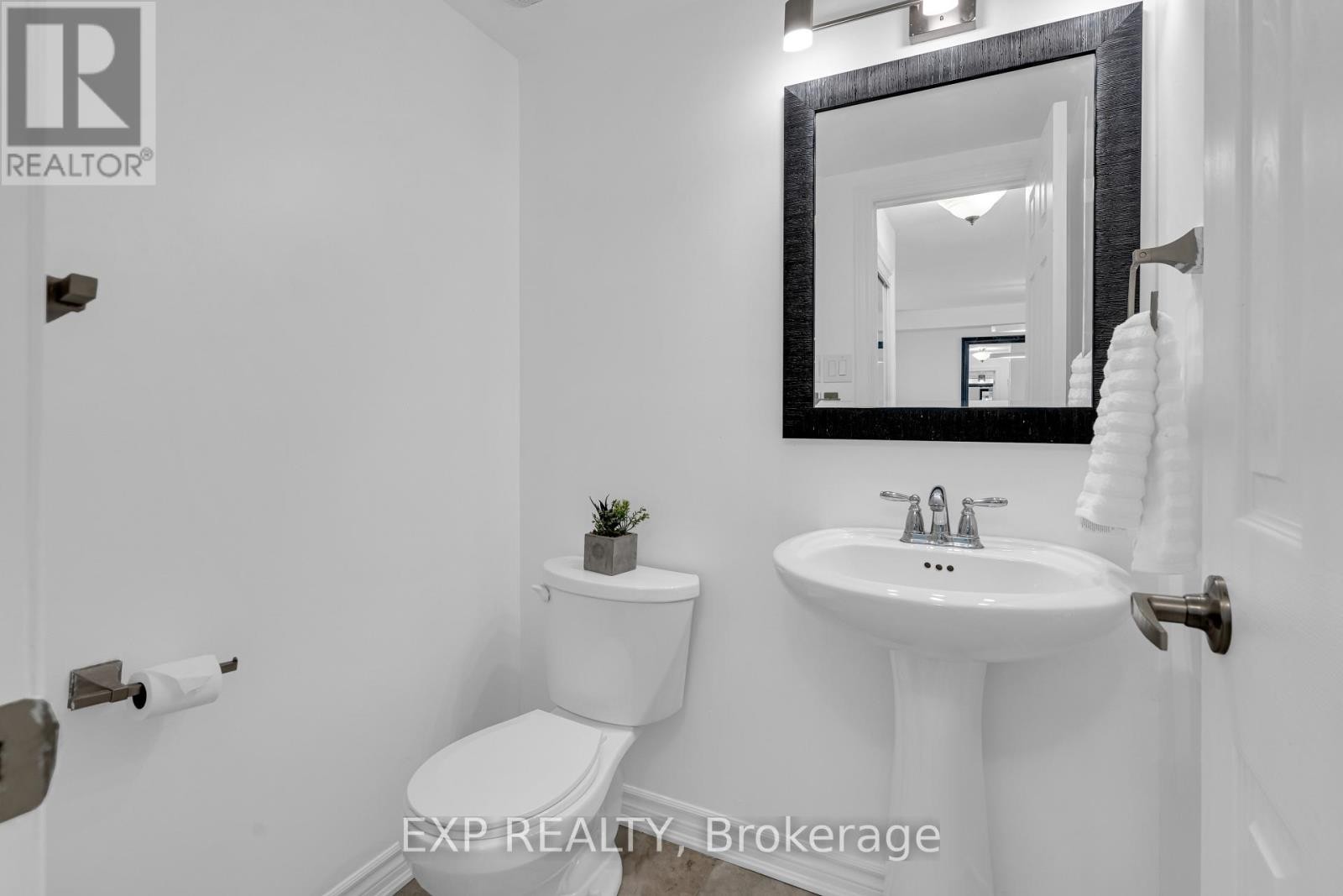 












709 MALOJA WAY

,
Ottawa,




Ontario
K2S0N6

