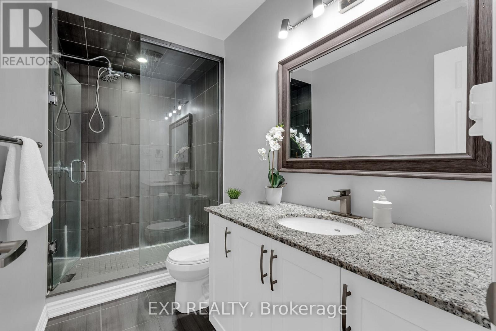 












709 MALOJA WAY

,
Ottawa,




Ontario
K2S0N6

