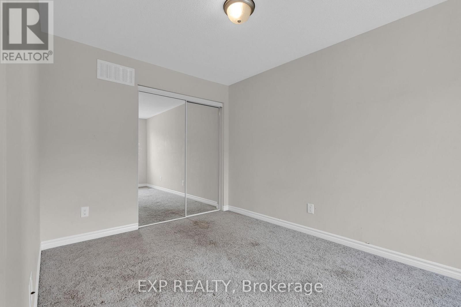 












709 MALOJA WAY

,
Ottawa,




Ontario
K2S0N6

