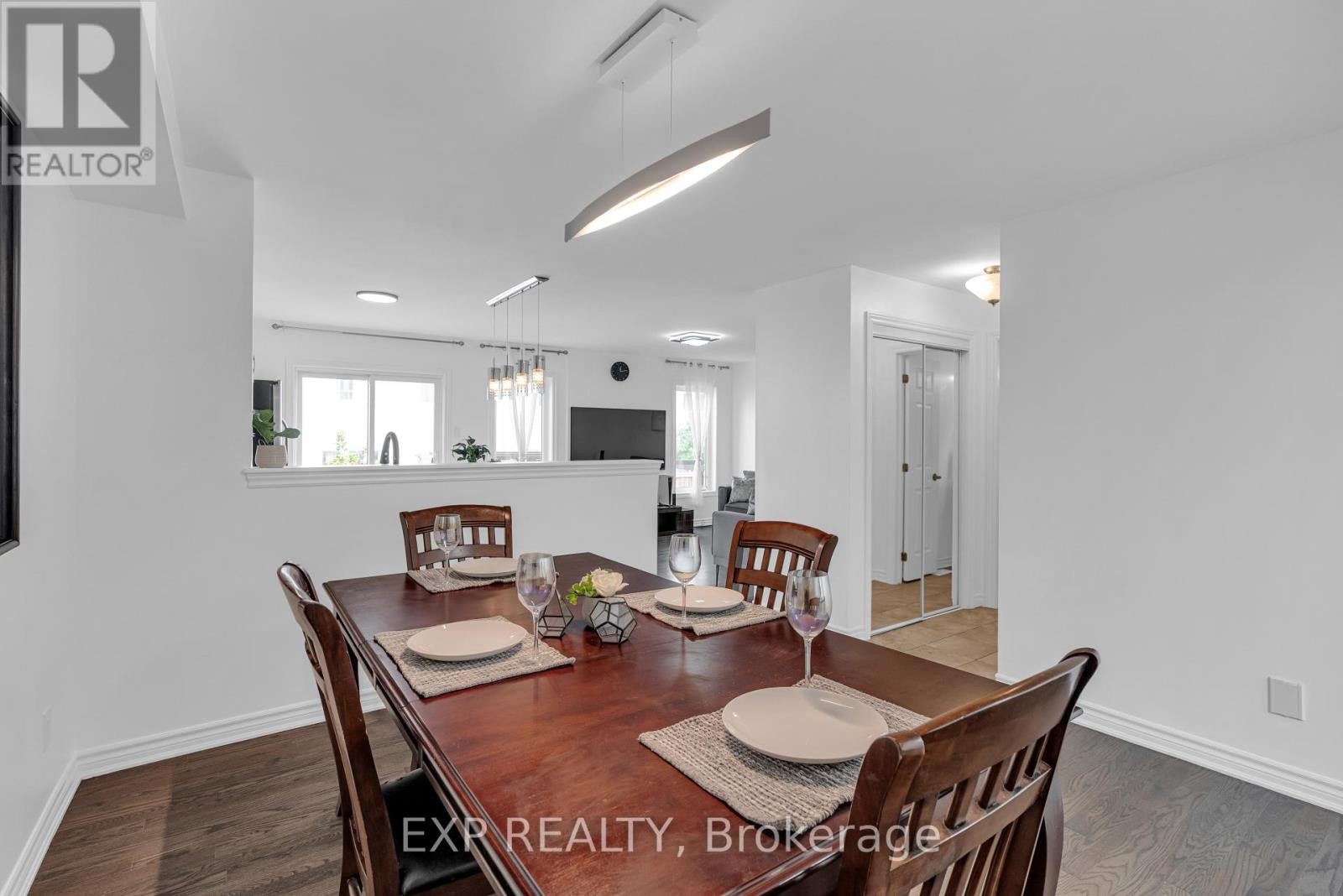 












709 MALOJA WAY

,
Ottawa,




Ontario
K2S0N6

