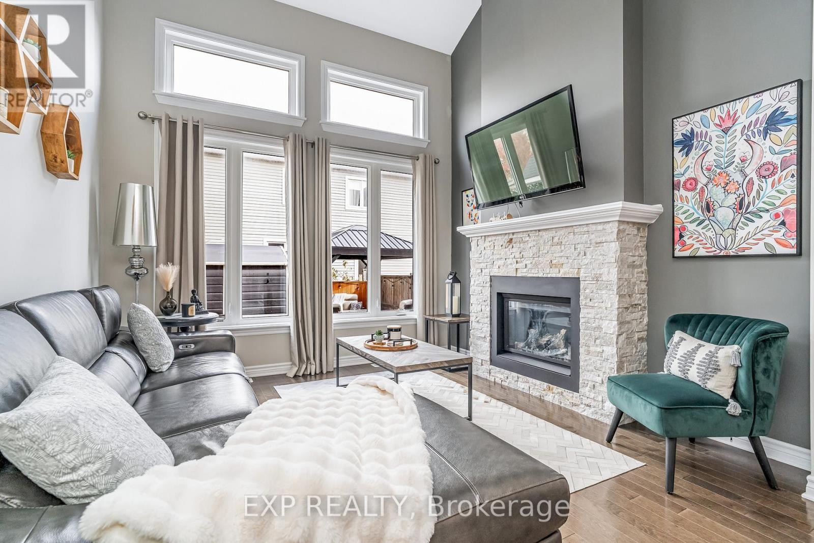 












411 LIVERY STREET

,
Ottawa,




Ontario
K2V0B5

