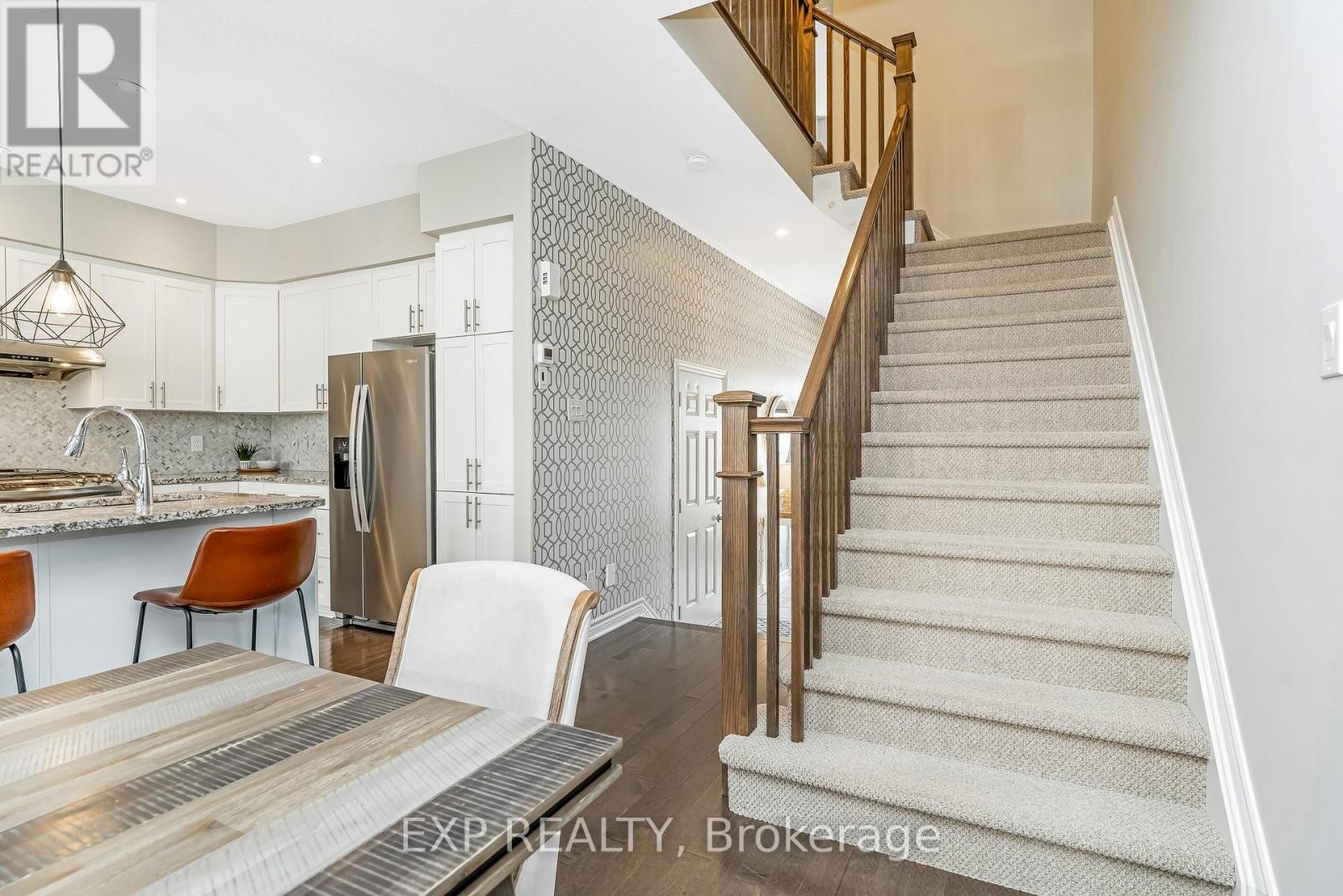 












411 LIVERY STREET

,
Ottawa,




Ontario
K2V0B5

