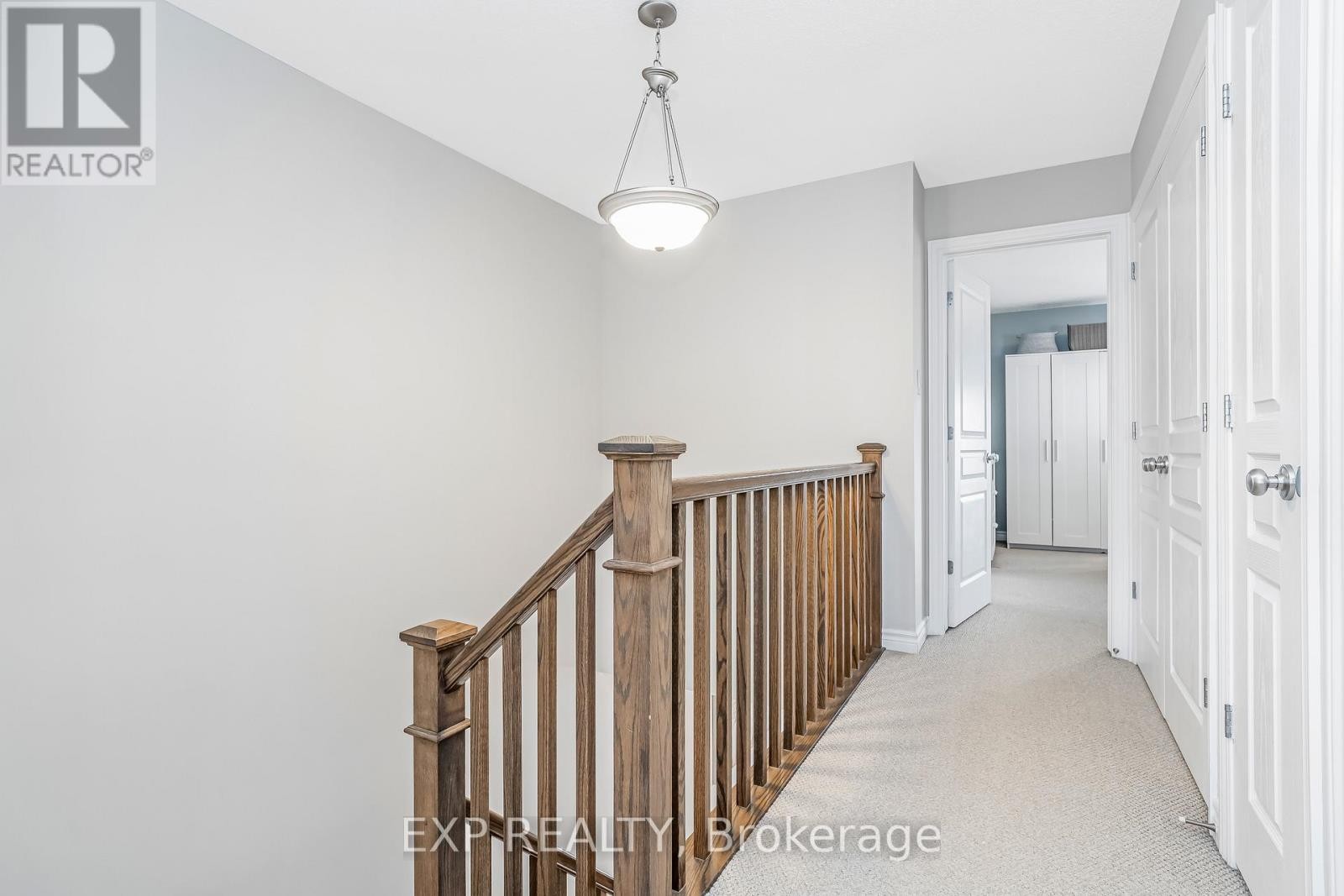 












411 LIVERY STREET

,
Ottawa,




Ontario
K2V0B5

