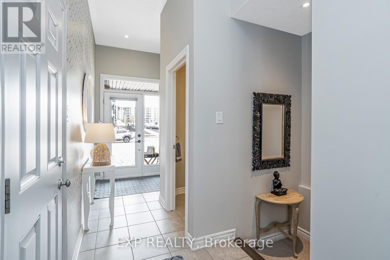 












411 LIVERY STREET

,
Ottawa,




Ontario
K2V0B5

