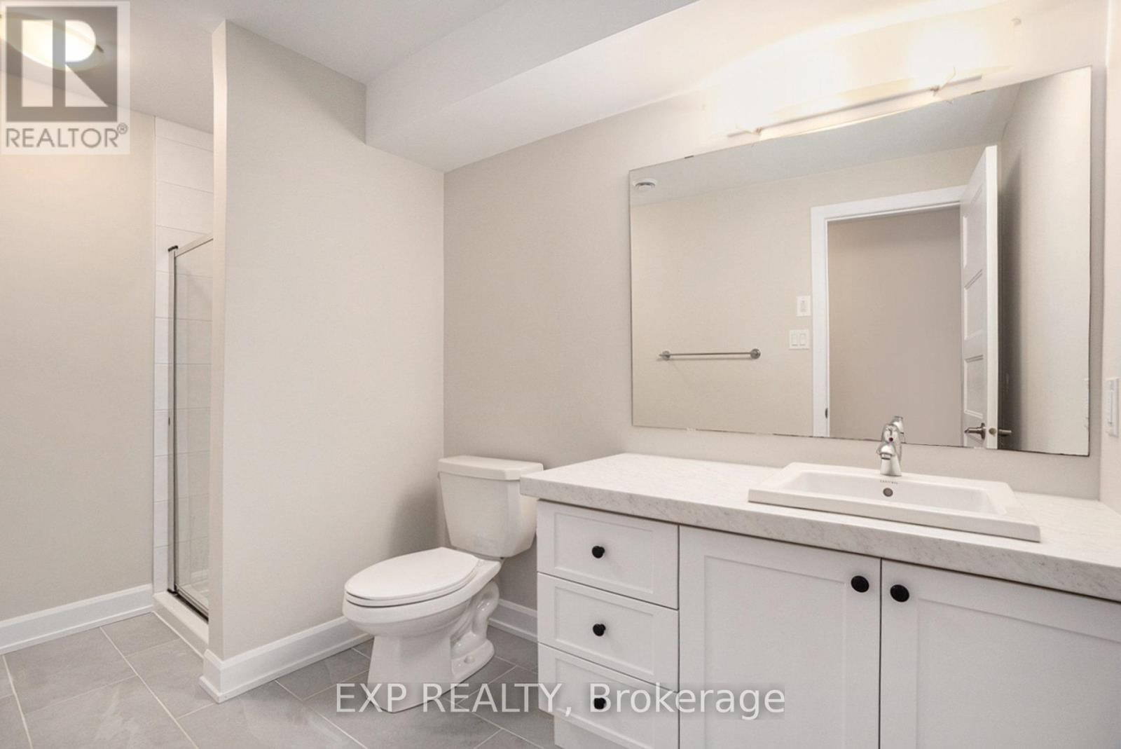 












701 AZURE STREET

,
Russell,




Ontario
K4R0E5

