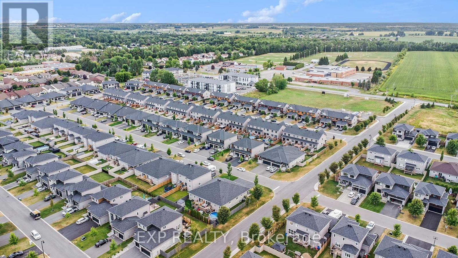 












701 AZURE STREET

,
Russell,




Ontario
K4R0E5

