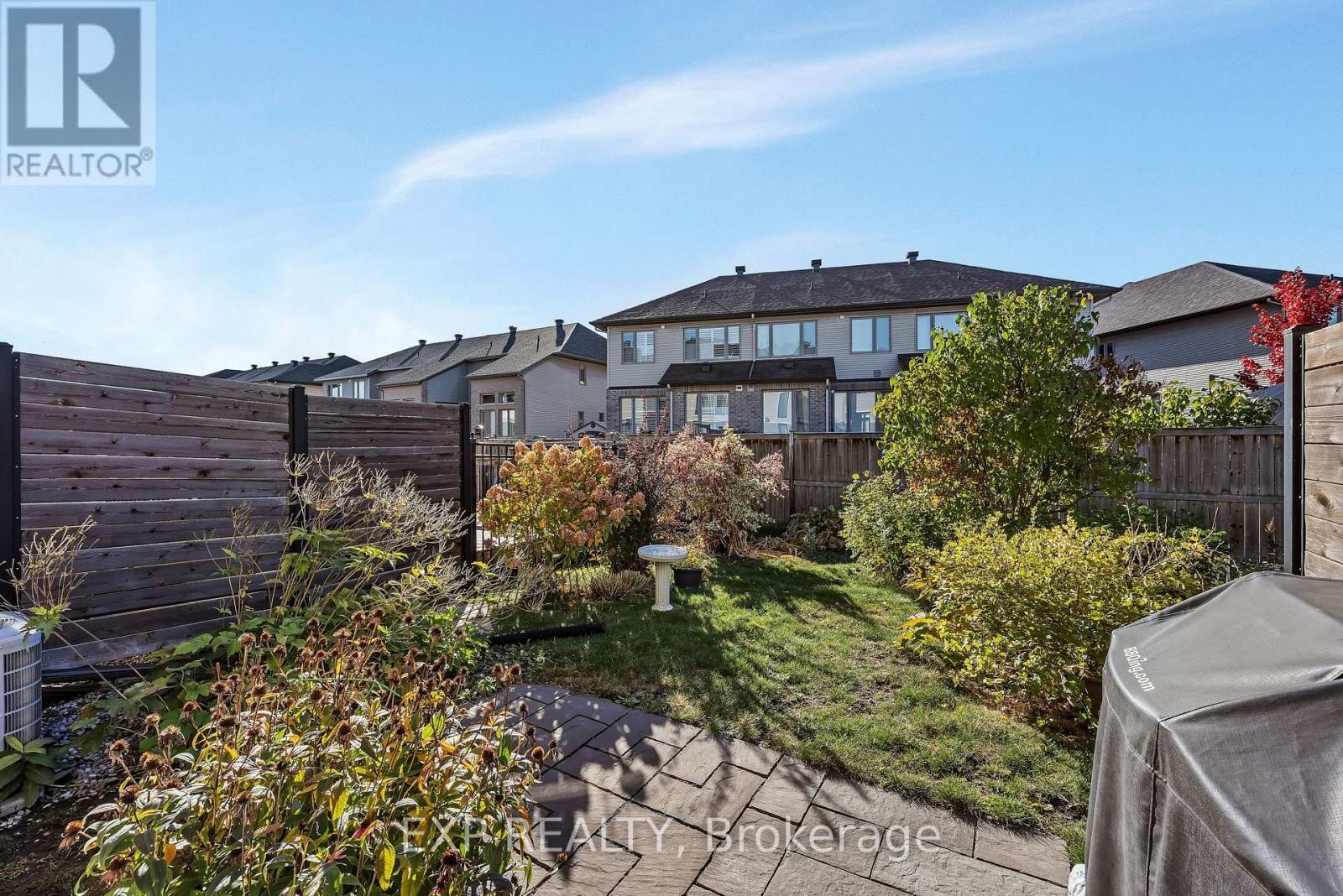 












121 MATTINGLY WAY

,
Ottawa,




Ontario
K4M0C5

