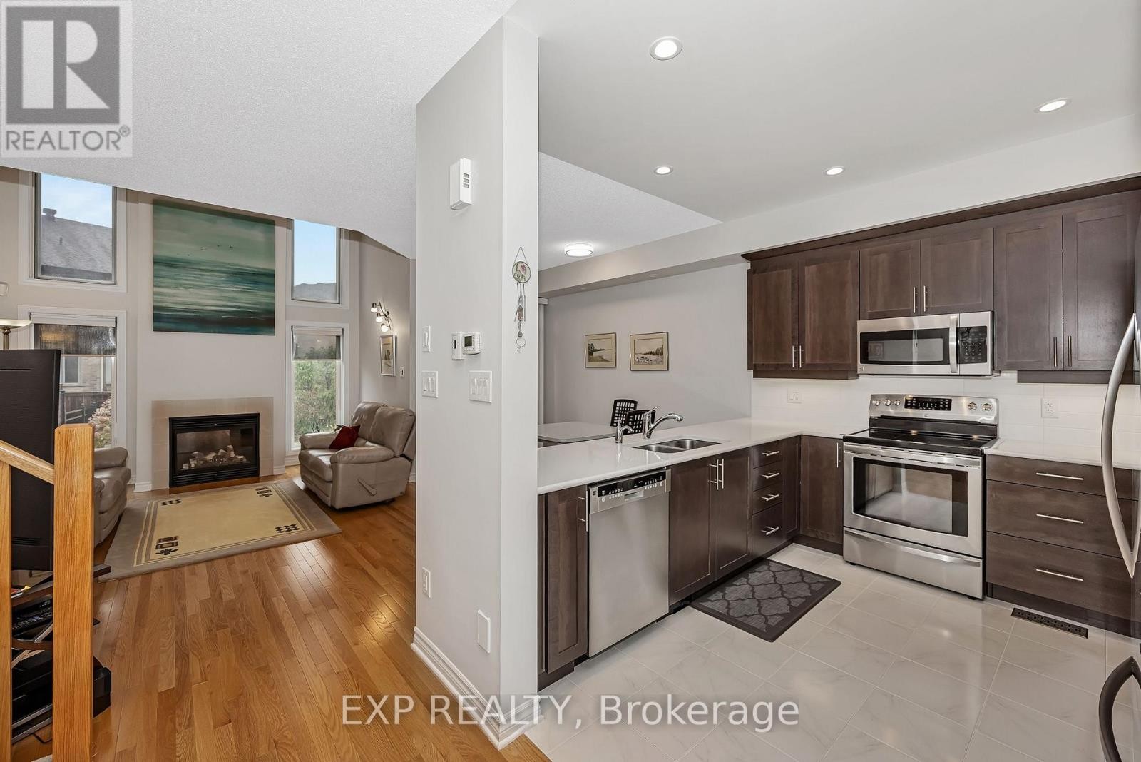 












121 MATTINGLY WAY

,
Ottawa,




Ontario
K4M0C5

