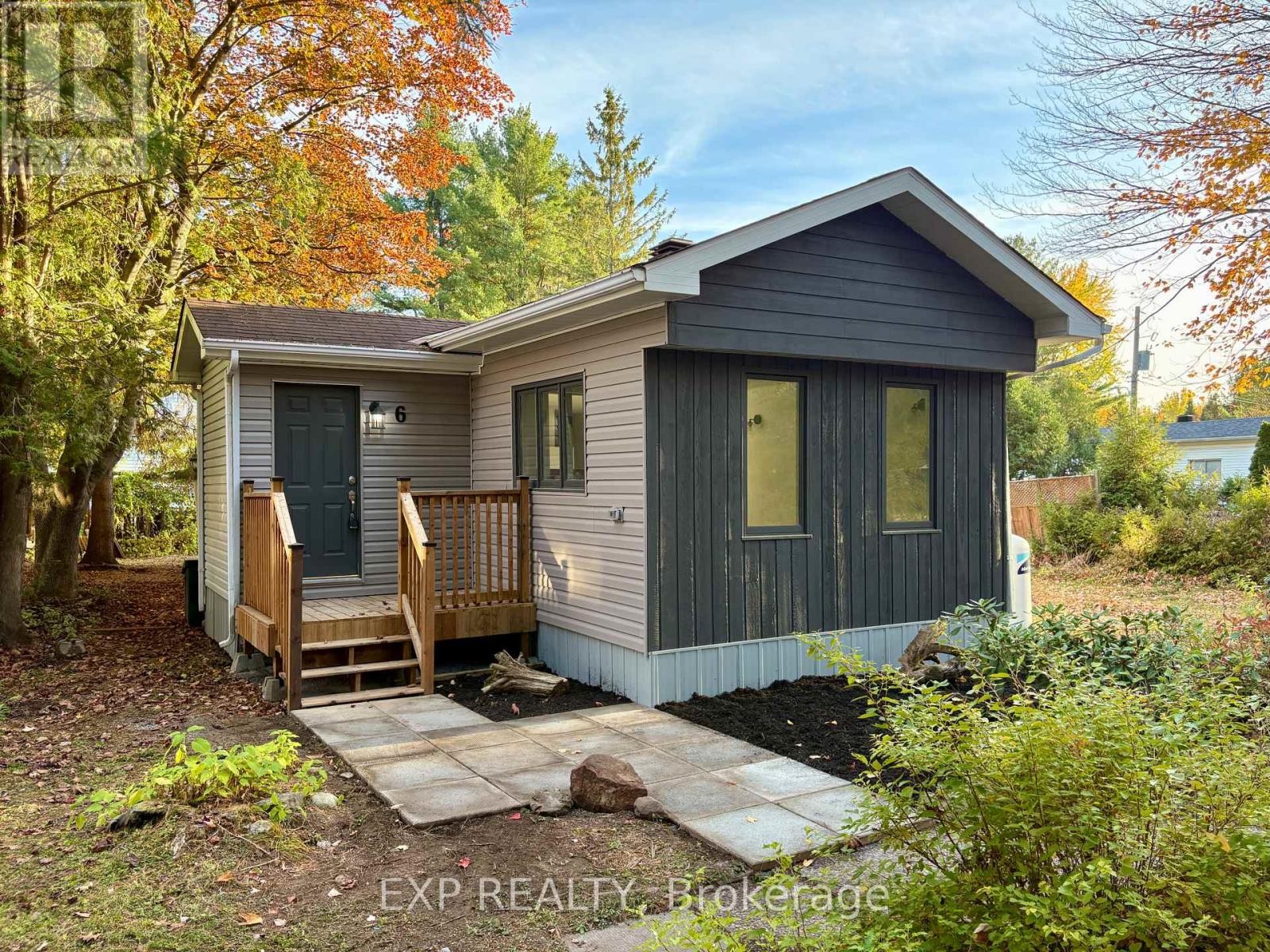 












6 - 1210 ST FELIX ROAD

,
Clarence-Rockland,




Ontario
K0A2A0

