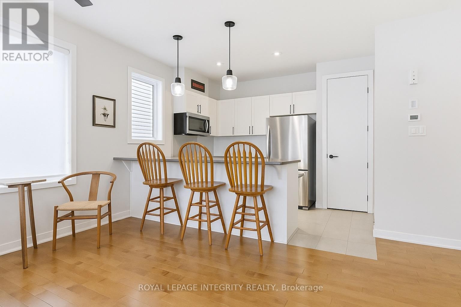 












820 BASCULE PLACE

,
Ottawa,




Ontario
K0A2Z0

