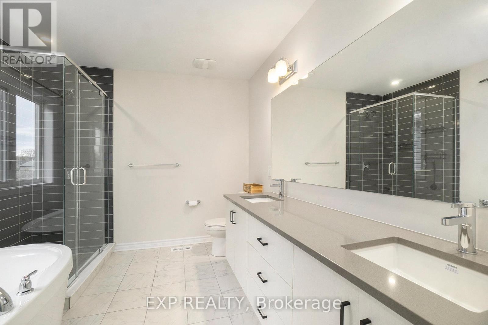 












616 ENCLAVE LANE

,
Clarence-Rockland,




Ontario
K4K0M8

