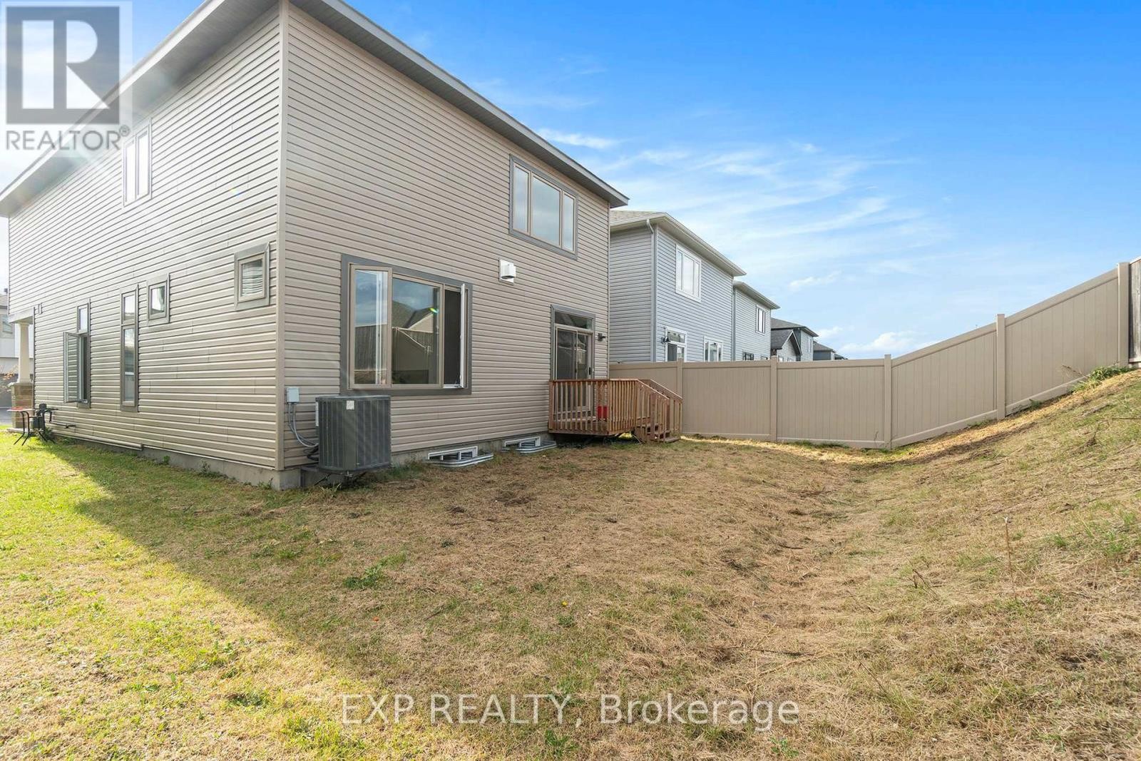 












616 ENCLAVE LANE

,
Clarence-Rockland,




Ontario
K4K0M8

