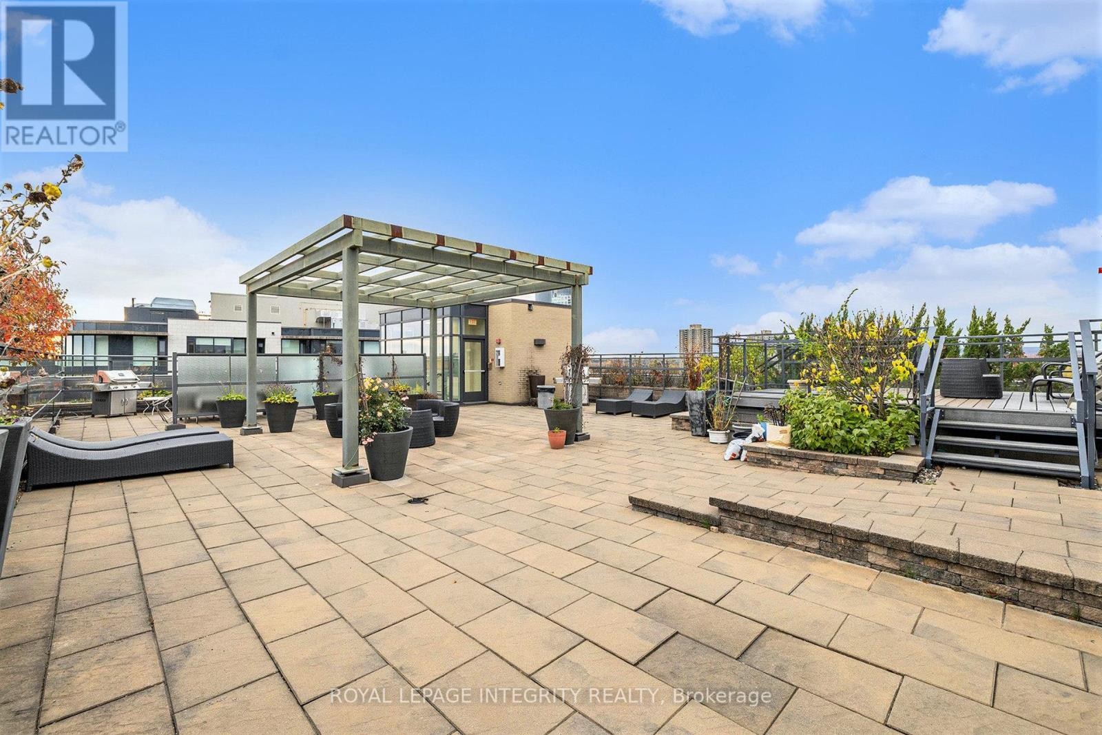 












615 - 101 RICHMOND ROAD

,
Ottawa,




Ontario
K1Z0A6

