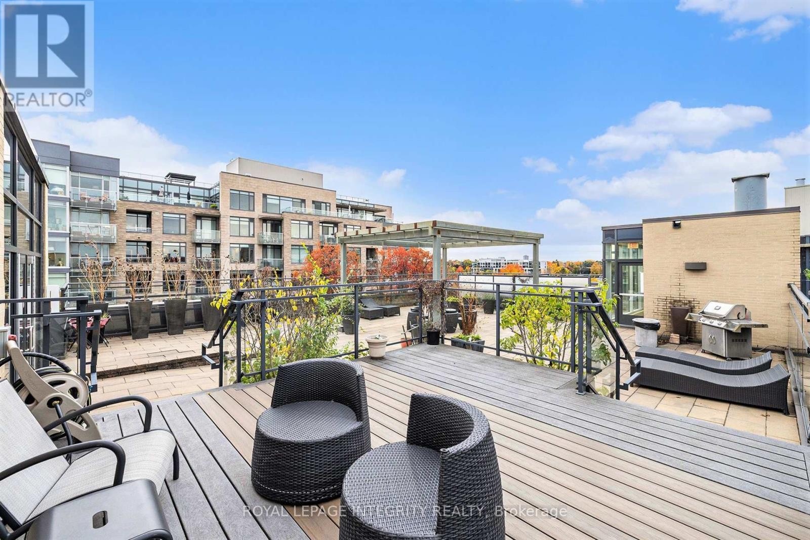 












615 - 101 RICHMOND ROAD

,
Ottawa,




Ontario
K1Z0A6

