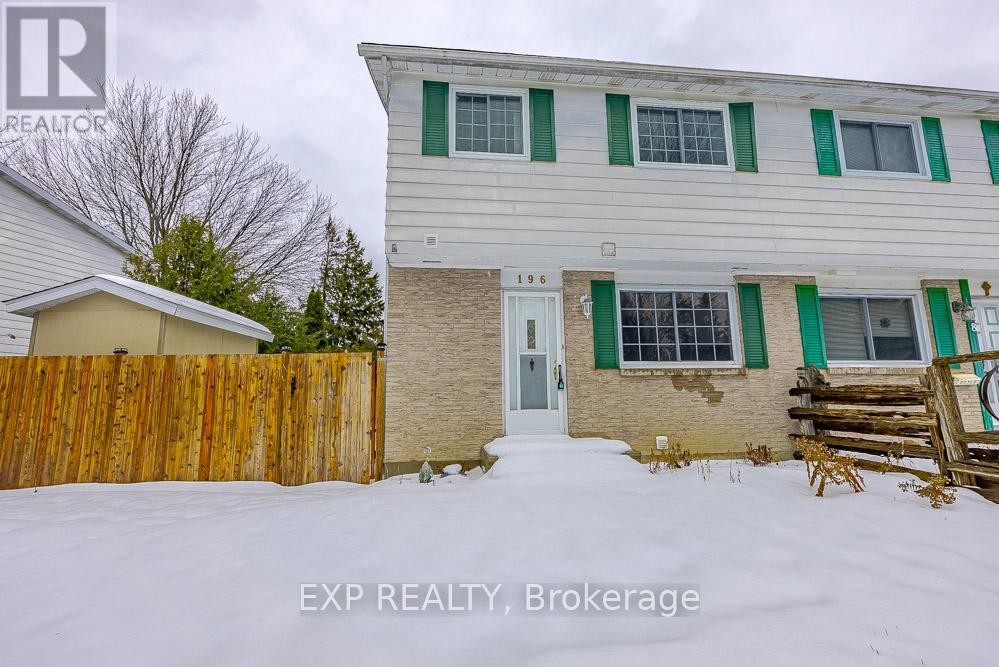 












UNIT A - 196 OLD COLONY ROAD

,
Ottawa,




Ontario
K2L1M7


