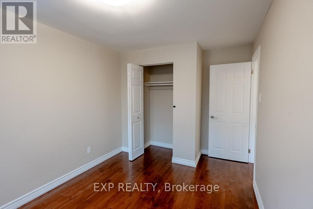 












UNIT A - 196 OLD COLONY ROAD

,
Ottawa,




Ontario
K2L1M7

