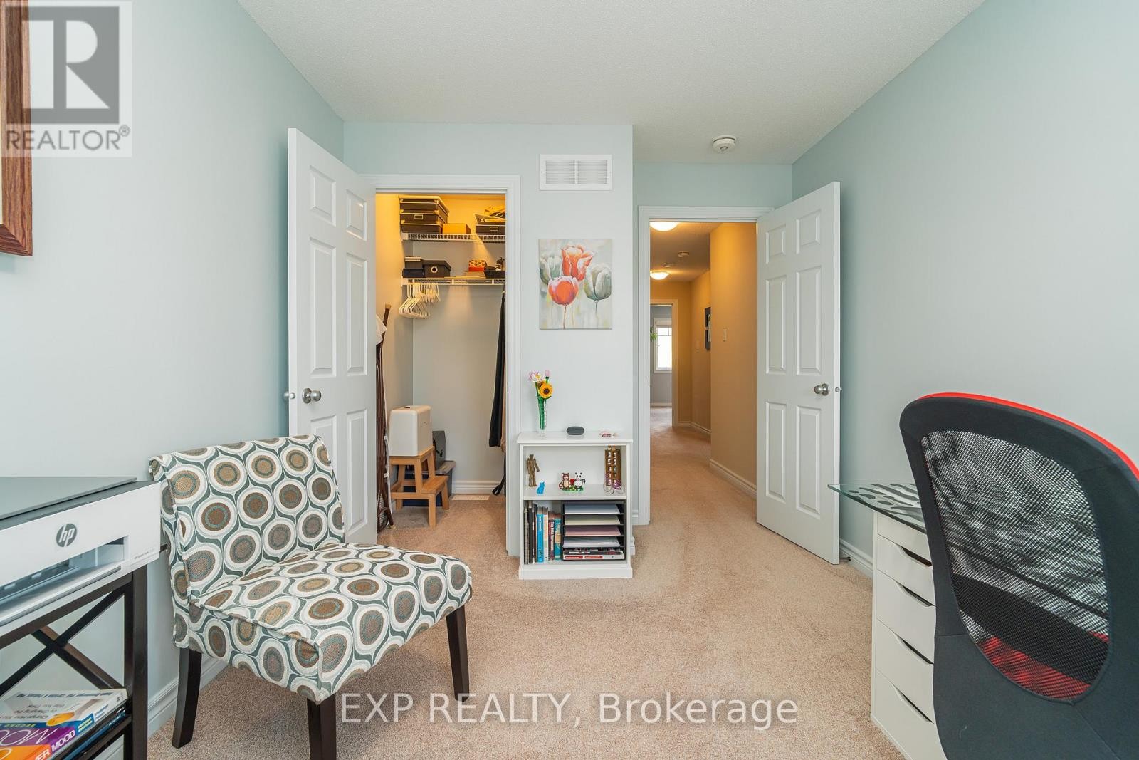 












406 SWEETFLAG STREET

,
Ottawa,




Ontario
K2J5Y6

