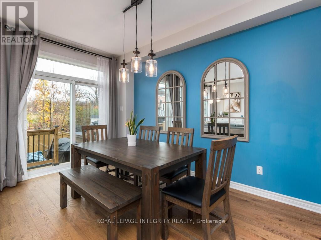












633 CARTOGRAPHE STREET

,
Ottawa,




Ontario
K4A1B6

