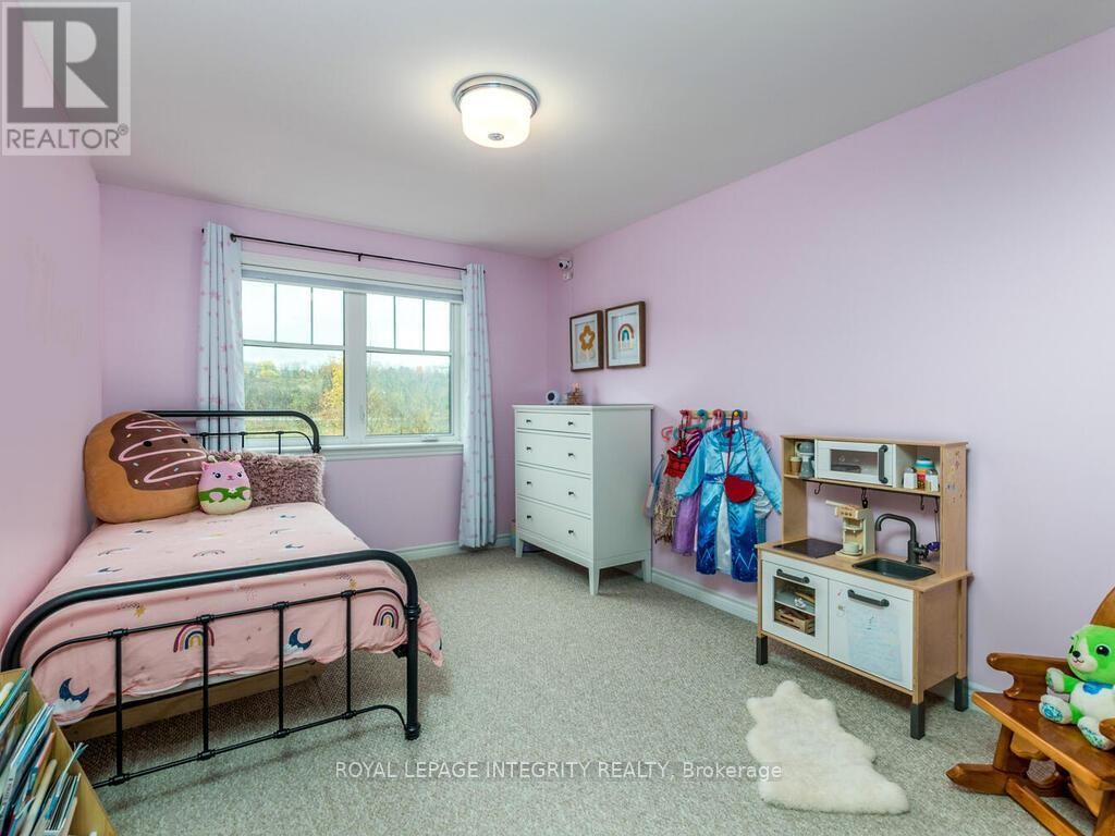 












633 CARTOGRAPHE STREET

,
Ottawa,




Ontario
K4A1B6

