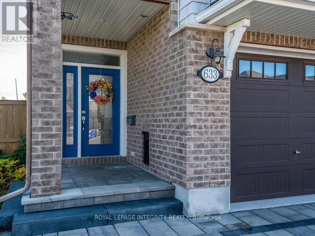 












633 CARTOGRAPHE STREET

,
Ottawa,




Ontario
K4A1B6

