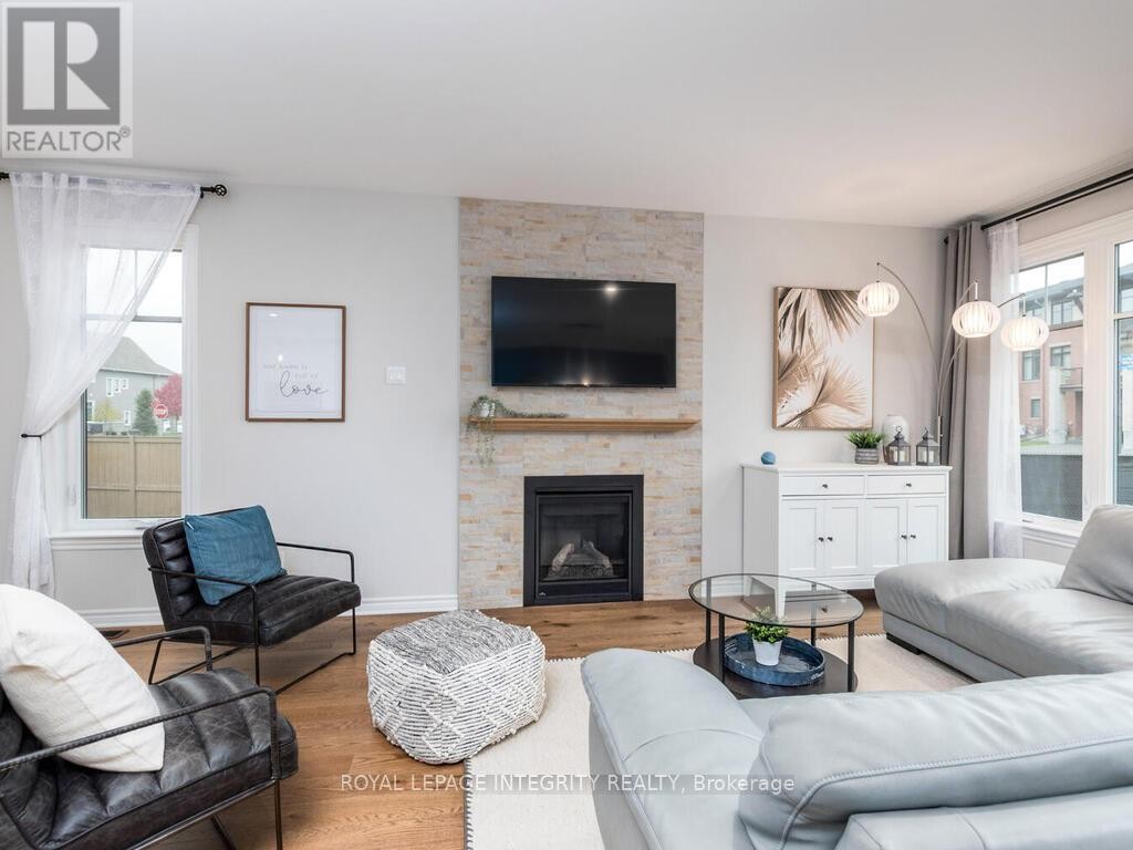 












633 CARTOGRAPHE STREET

,
Ottawa,




Ontario
K4A1B6


