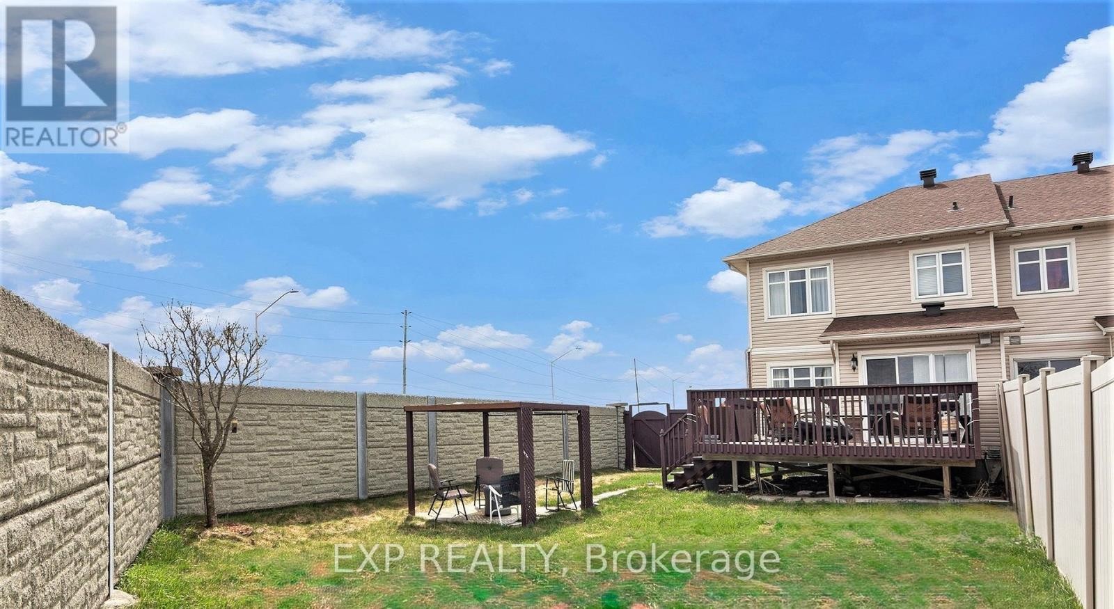 












258 TRAIL SIDE CIRCLE

,
Ottawa,




Ontario
K4A5B5

