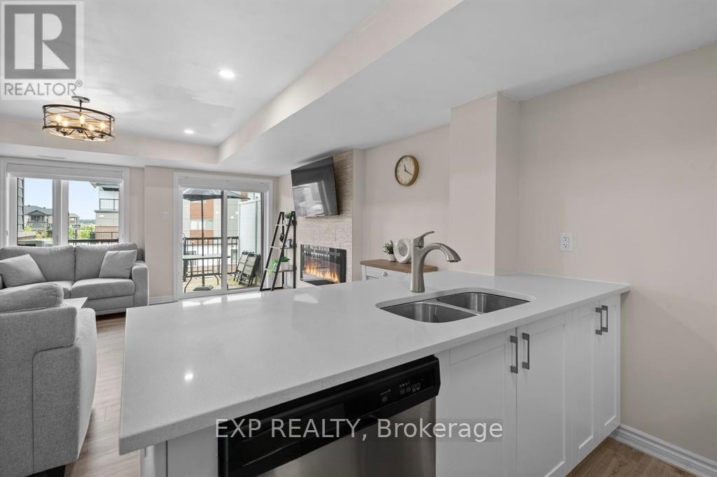 












304 LAPLAND PRIVATE

,
Ottawa,




Ontario
K2V0S2


