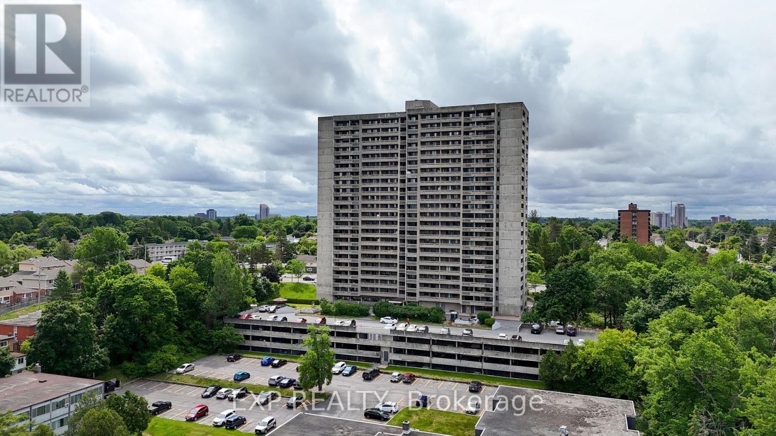 












101 - 415 GREENVIEW AVENUE

,
Ottawa,




Ontario
K2B8G5

