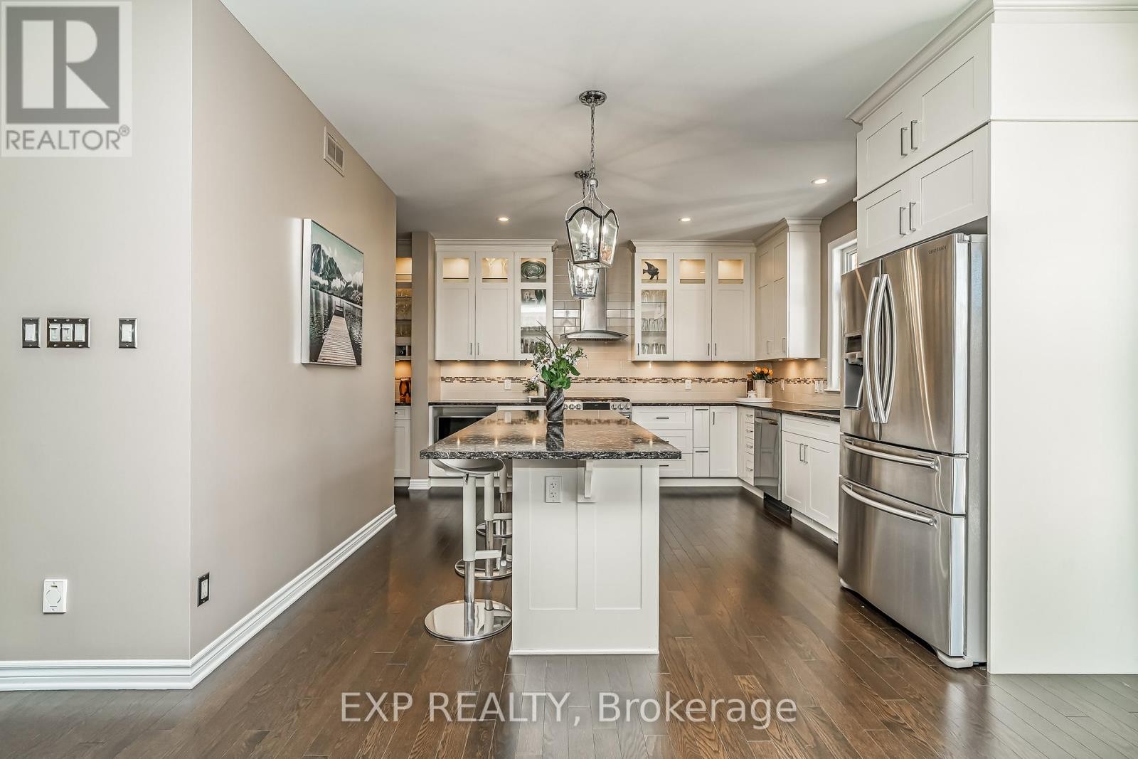 












327 DUNLIN RIDGE

,
Ottawa,




Ontario
K2J0E3

