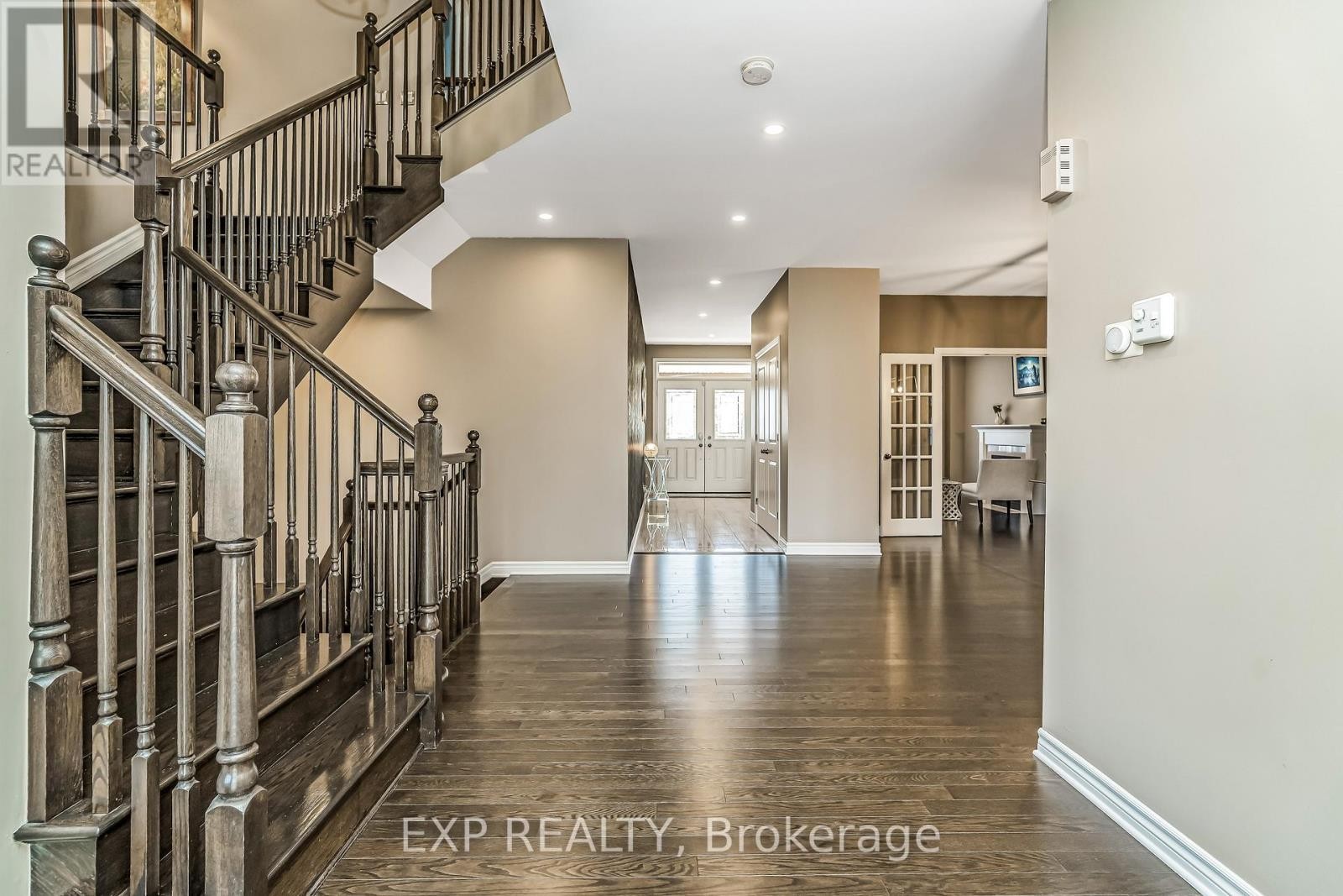 












327 DUNLIN RIDGE

,
Ottawa,




Ontario
K2J0E3

