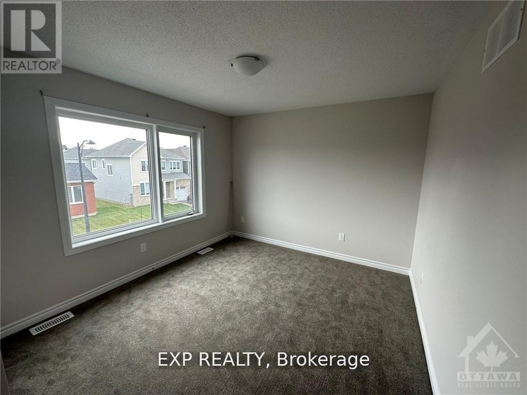 












1861 HAIKU STREET

,
Ottawa,




Ontario
K2J6W6

