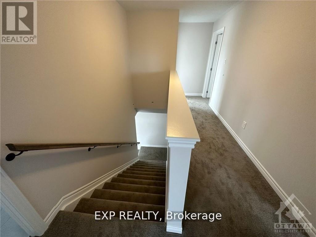 












1861 HAIKU STREET

,
Ottawa,




Ontario
K2J6W6

