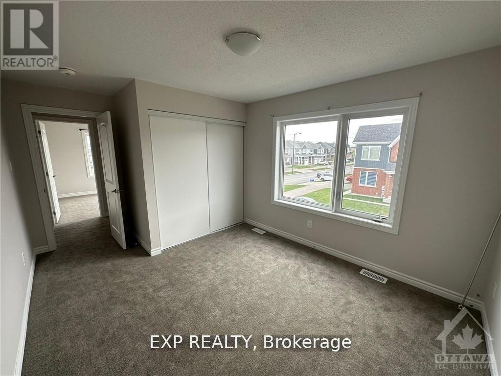 












1861 HAIKU STREET

,
Ottawa,




Ontario
K2J6W6

