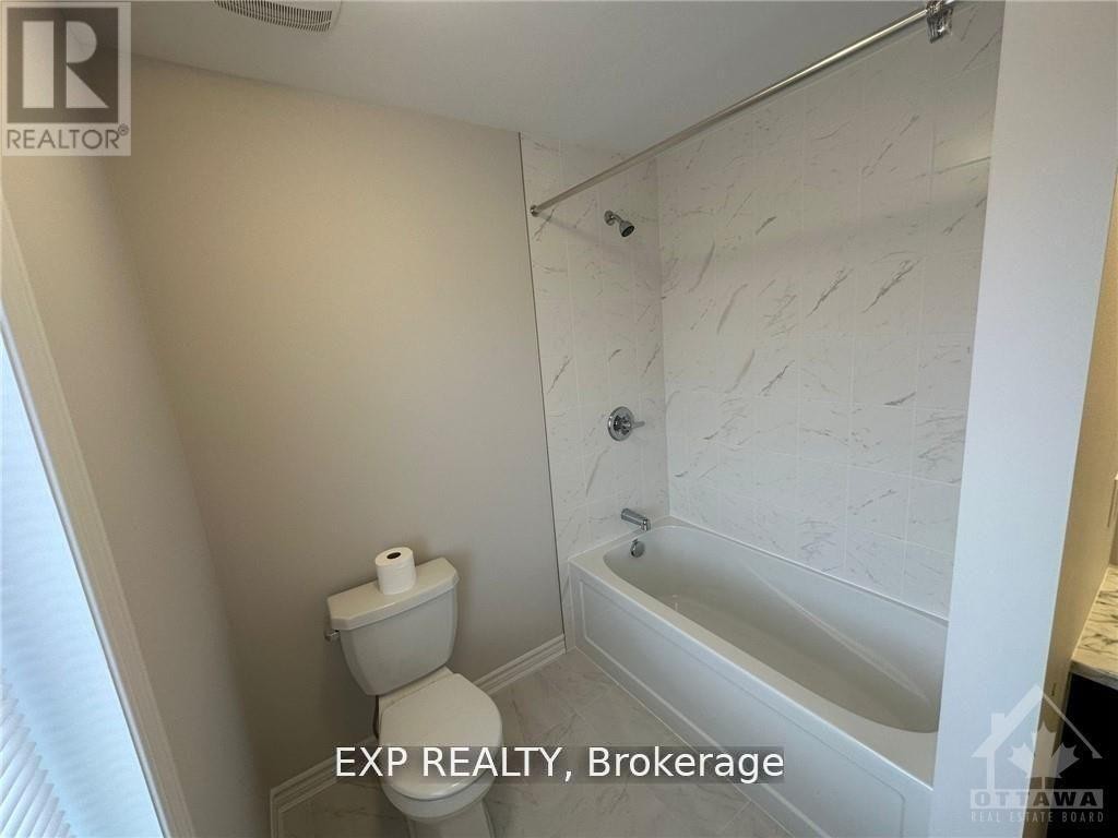 












1861 HAIKU STREET

,
Ottawa,




Ontario
K2J6W6

