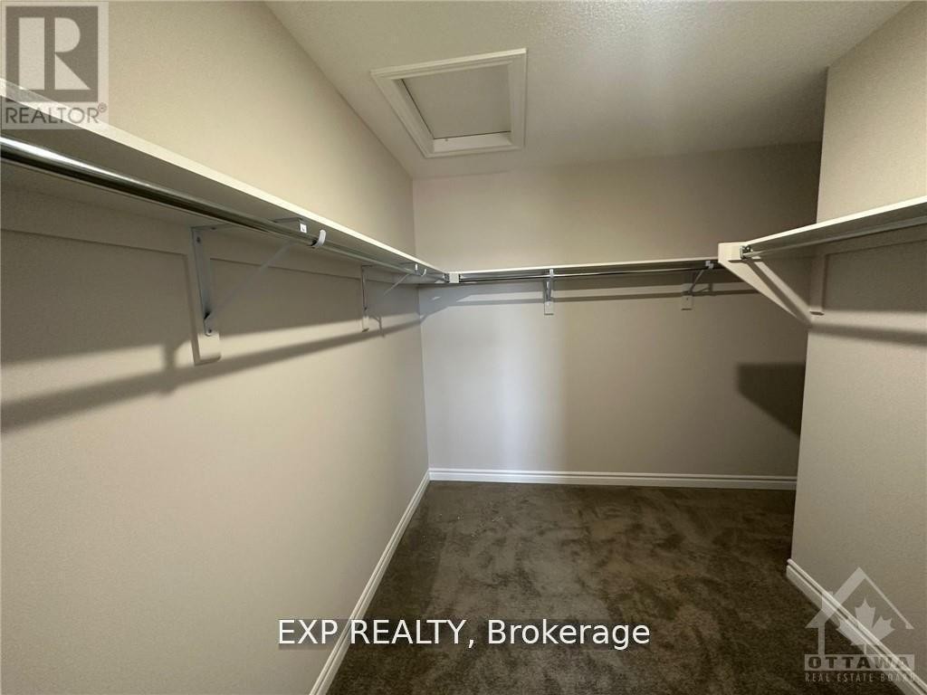 












1861 HAIKU STREET

,
Ottawa,




Ontario
K2J6W6

