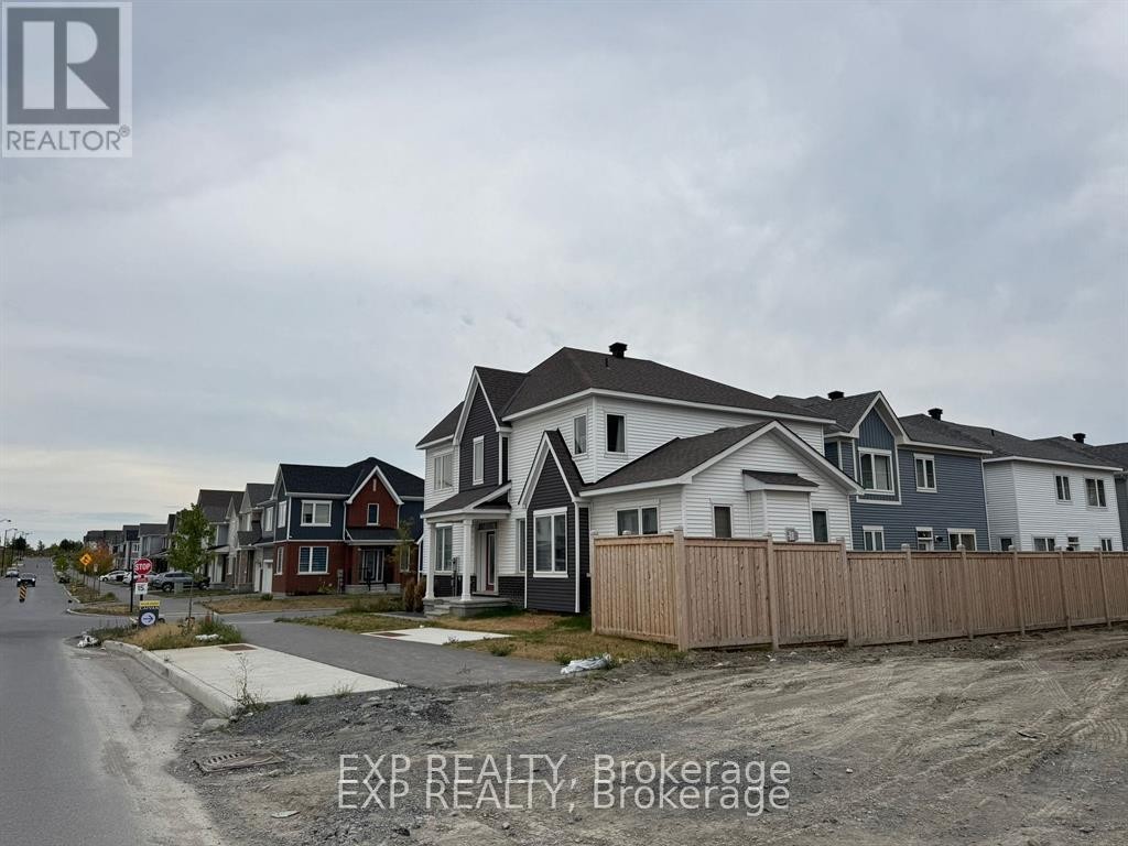 












1861 HAIKU STREET

,
Ottawa,




Ontario
K2J6W6

