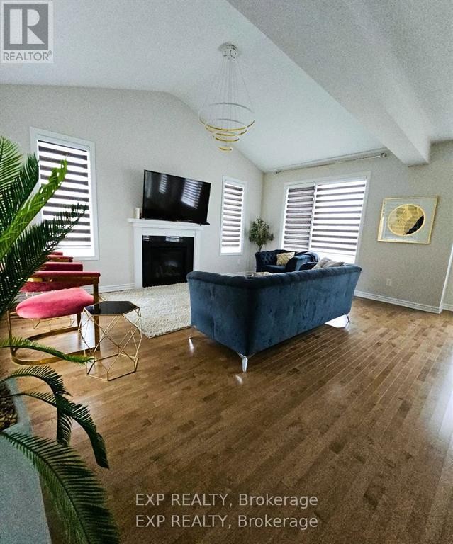 












1861 HAIKU STREET

,
Ottawa,




Ontario
K2J6W6

